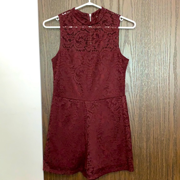 Garage maroon lace romper - Picture 1 of 3